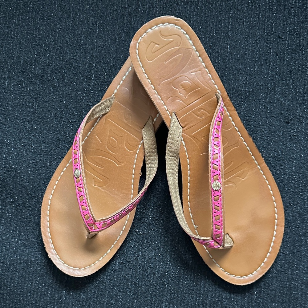 Stylish Sandals with Pink and Tan Accents